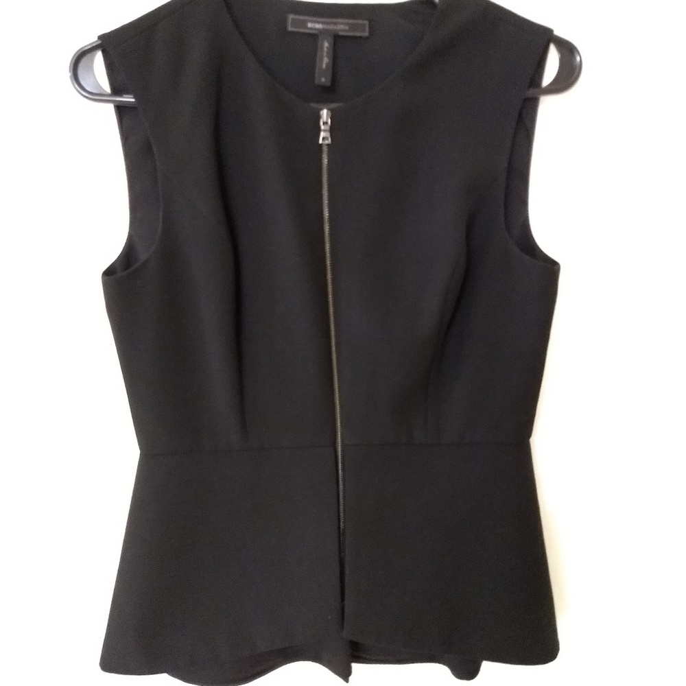 BCBGMAXAZRIA front zip peplum top